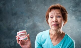 What Factors to Consider When Selecting Dentures?