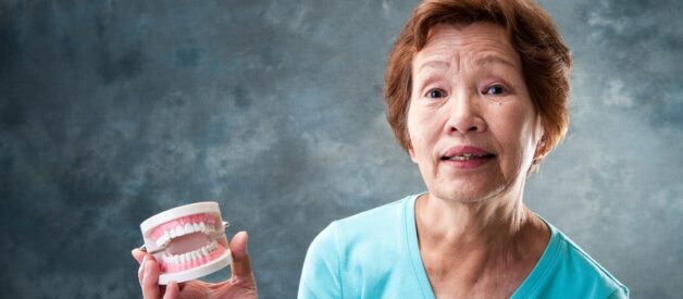 What Factors to Consider When Selecting Dentures?